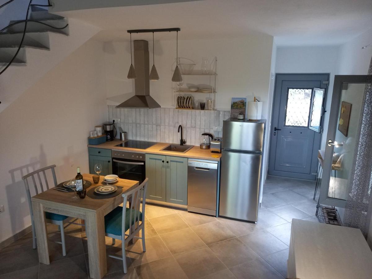 Koroni Stone House, Newly Built Studios By The Sea 외부 사진