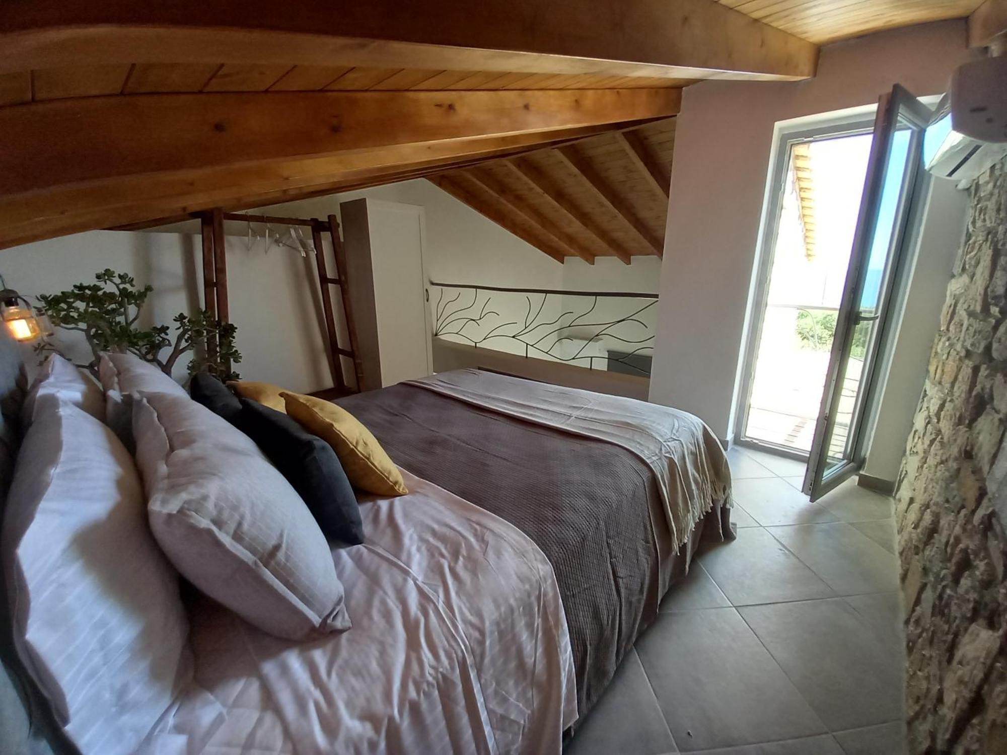 Koroni Stone House, Newly Built Studios By The Sea 객실 사진